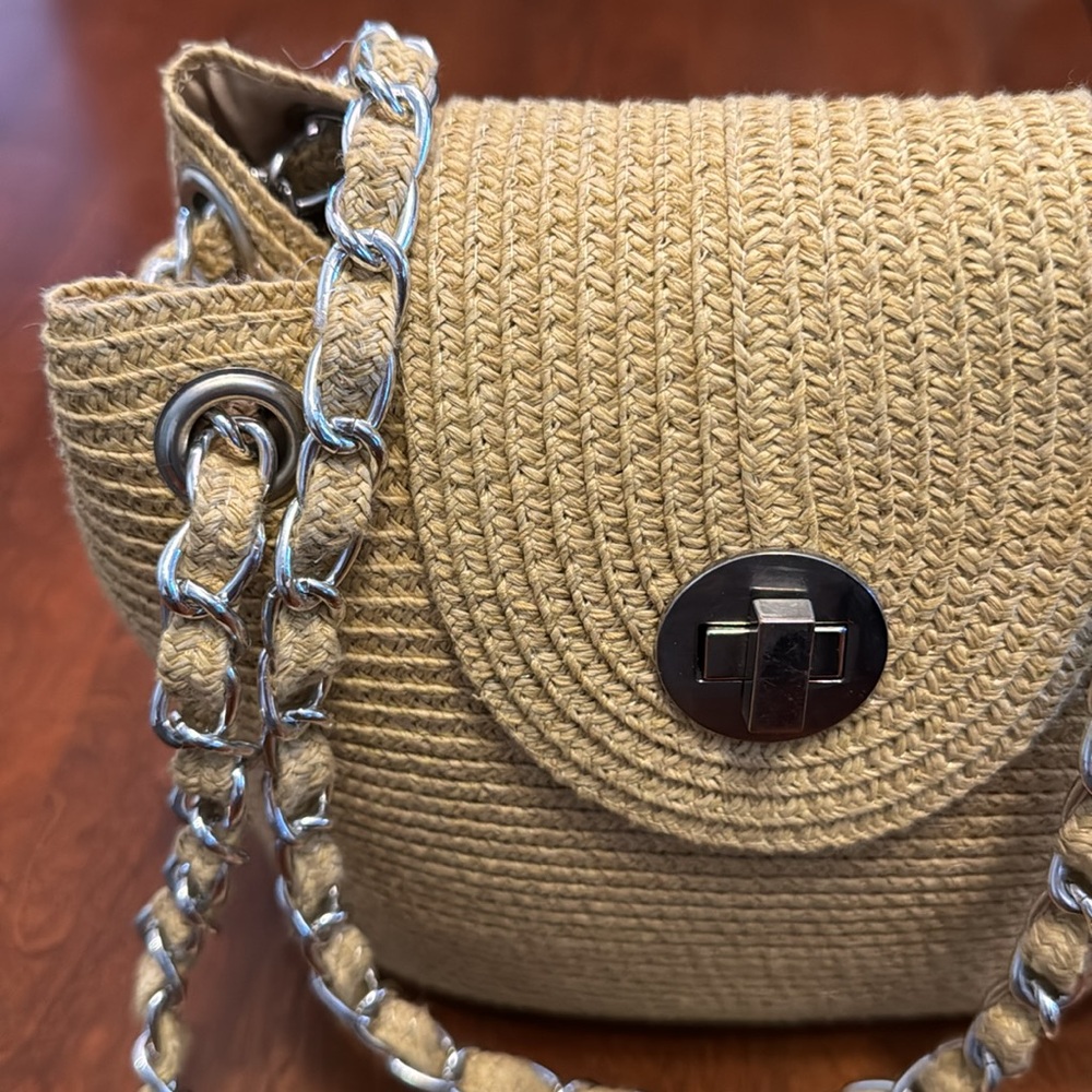 Straw Bag - Picture 2 of 7